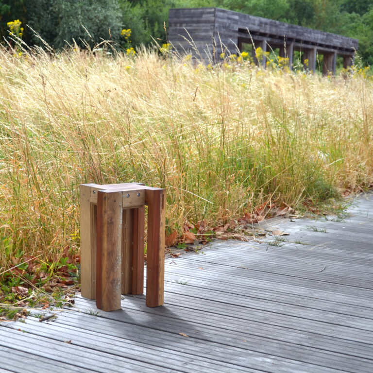 MTb01 – Tabouret