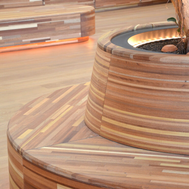 MPa02 – Panneaux LMC surcyclé cintrables