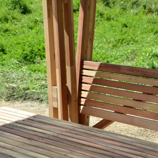 AMa03-TABLE-PIQUE-NIQUE-DETAIL-3083-100-Detours-LT